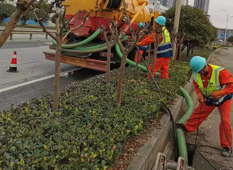 番阳镇市政管道清淤