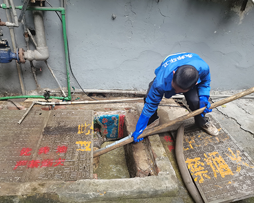 番阳镇清掏化粪池